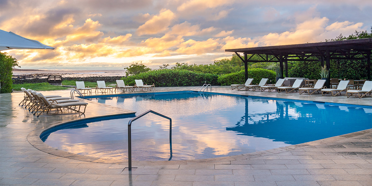 Finch-Bay-hotel-pool-view
