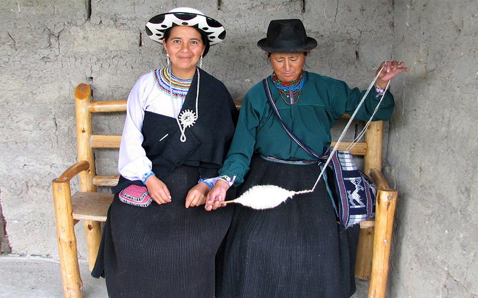 native ecuadorian women knitting