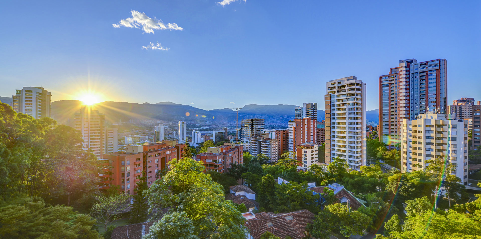 medellin colombia city skyline