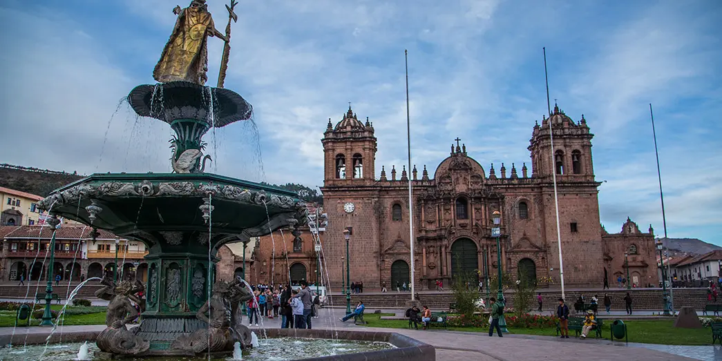 Plaza de Armas de Cusco, Perú