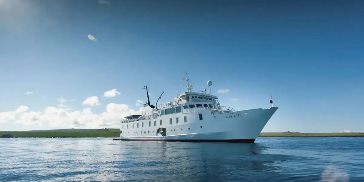 Yate La Pinta Islas Galápagos