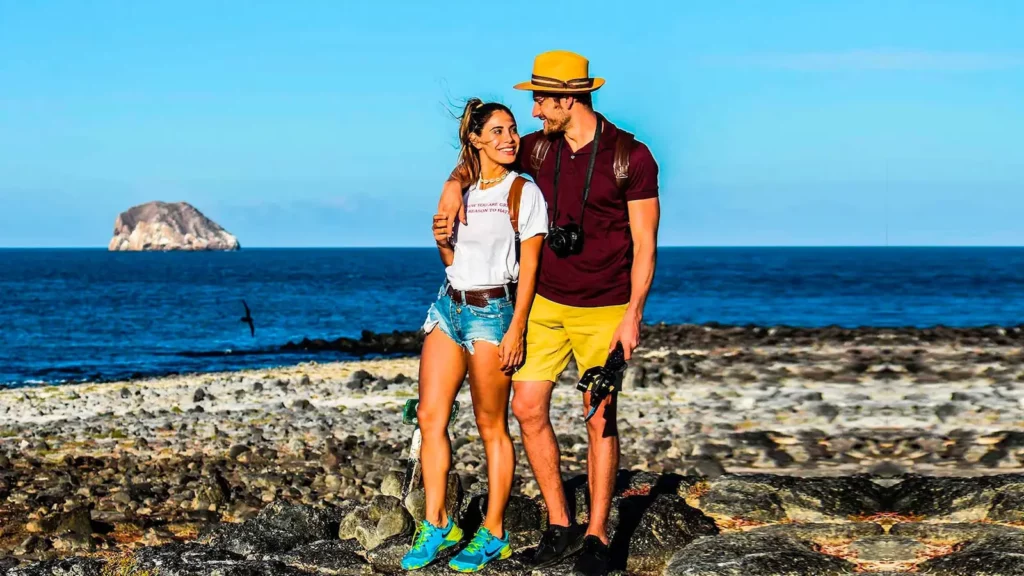 North Seymour Couple Romantic Galapagos