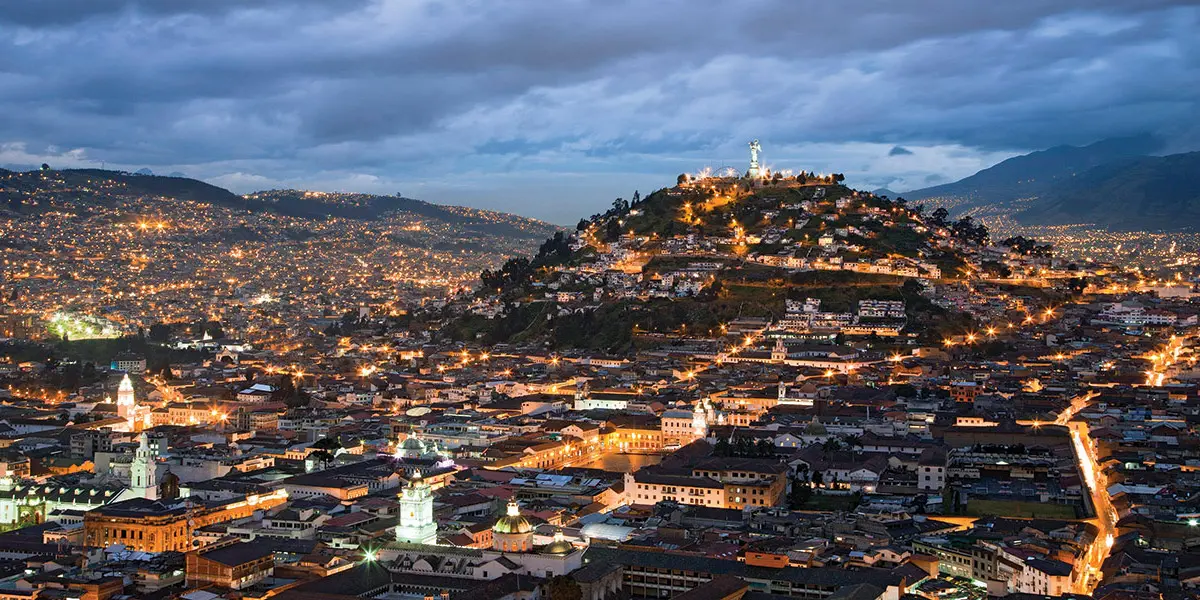 Horizonte de la ciudad de Quito